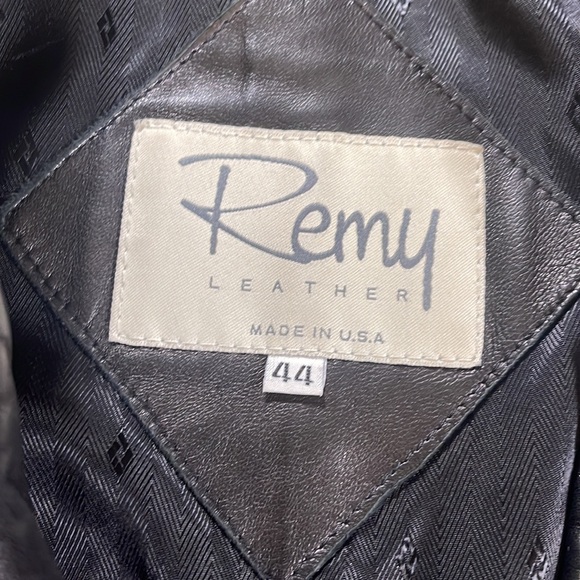 Leather Jacket - Picture 2 of 6